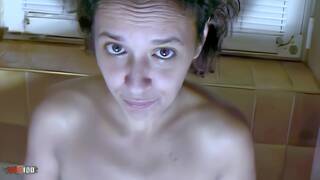 Sandra haciendo un strip 