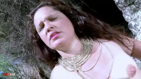 Sexo amateur en la playa con una puta brasileña gordita photo 08