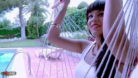 La sublime jovencita mestiza Sasha Jones en mi cama, para un buen polvo con squirting photo 02