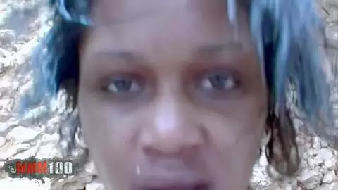 Follada interracial en la playa con Shania, una linda nena de ébano photo 15