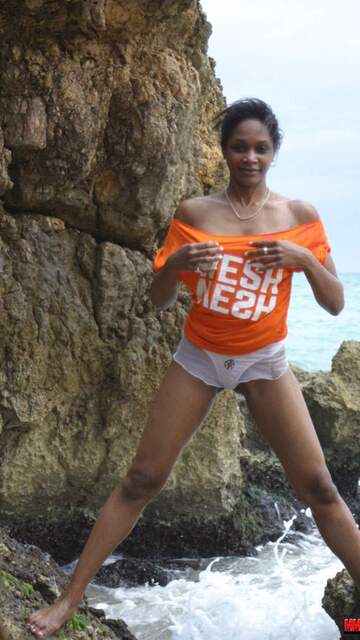 Shania Foto Sexy Gratis #049