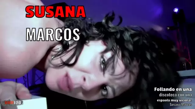 Follando en una discoteca con una e...