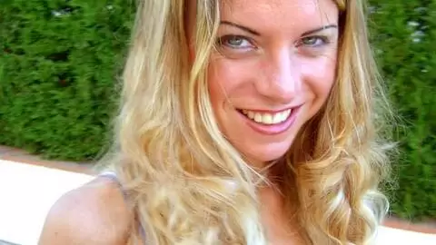 Suzana enseÃ±ando su cuerpo   photo 1