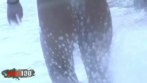 Thais Jebi enseñando su cuerpo al lado del mar  photo 15