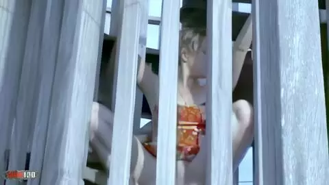 Sensacional striptease de la guapa rubia Tigra se desnuda junto al mar y acaba totalmente desnuda photo 08