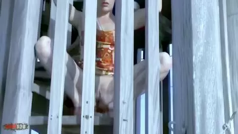 Sensacional striptease de la guapa rubia Tigra se desnuda junto al mar y acaba totalmente desnuda photo 09