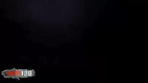 Tigra enseñando su cuerpo by the beach photo 16