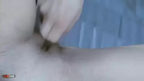 Dos jovenes lesbianas follando para la primera vez en frente de la camara photo 06