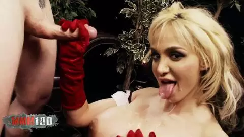 Enormes tetas rubia Amy Anderssen es follada por una gran polla photo 16