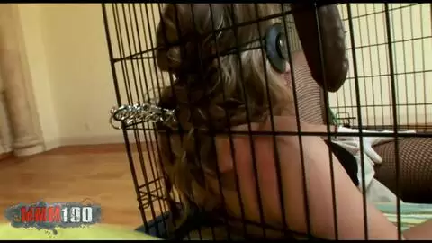 Kiara Marie Rubia gordita de grandes tetas follada por una gran polla negra Mr Marcus en jaula Corrida photo 03