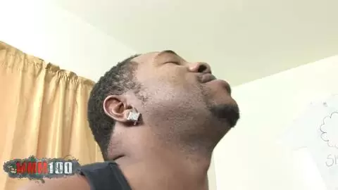 Hayden Field se fait remplir la chatte par la grosse bite noire de Shorty Mac photo 05