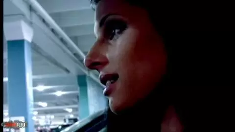 Morena delgada recogida y pagada por sexo, mamada POV y facial photo 2
