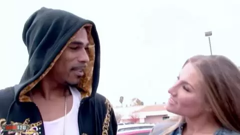 Eden de Garden follada en el coño por la gran polla de Justin Long photo 02