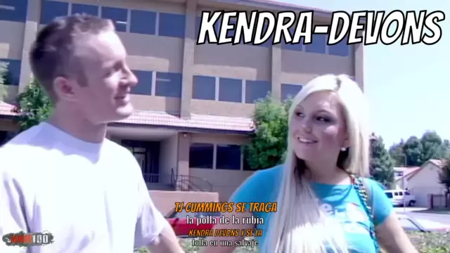 TJ Cummings se traga la polla de la rubia Kendra Devons y se la folla en una salvaje sesión de joven vs. viejo
