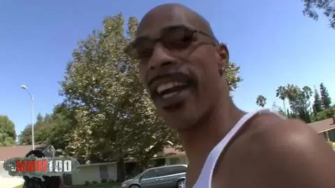 Diosa de ébano con tetas naturales gigantes follada duro photo 02