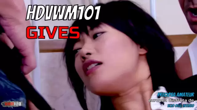 Kaoruko Wakaba, colegiala japonesa, en un tórrido trío MMF con Titof