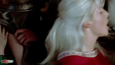 Banquete medieval se convierte en orgía anal con doble penetración salvaje photo 02