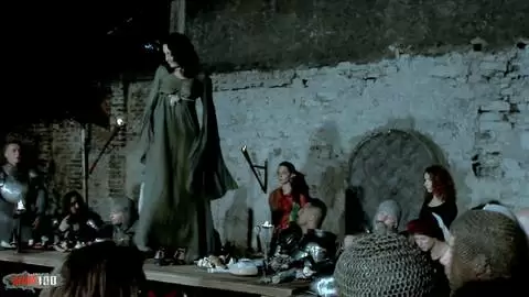 Orgía en taberna medieval con doble penetración y corridas faciales photo 01