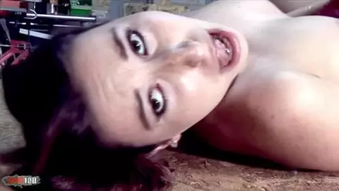 Tony James y Philippe Soine le dan a Roxanne un duro polvo anal photo 12