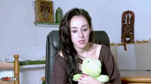 Entrevista sexy con Vania Flores 