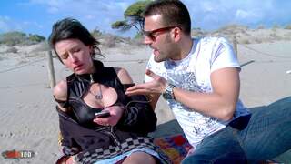 La milf francesa cachonda zaza